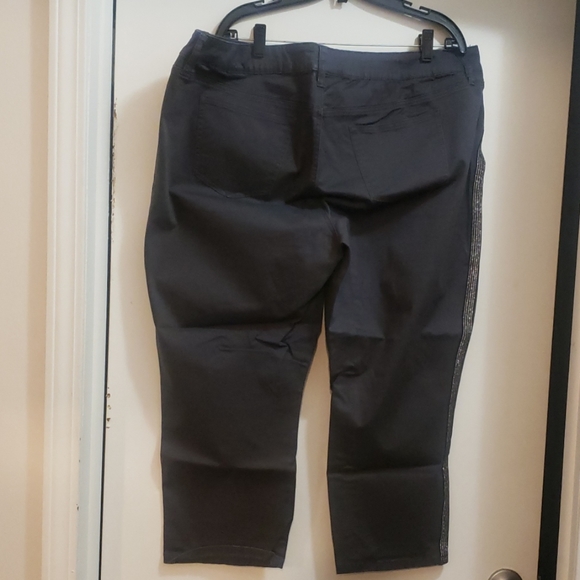 Pant - Picture 2 of 3